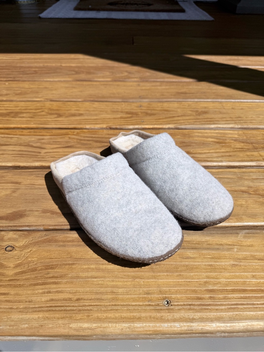 Sorel Women's Light Gray Slip-On Cozy Slippers